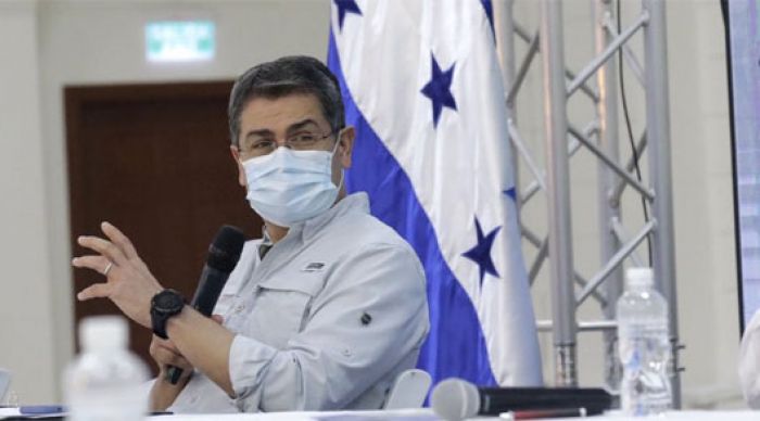 periodistas vacuna rusa