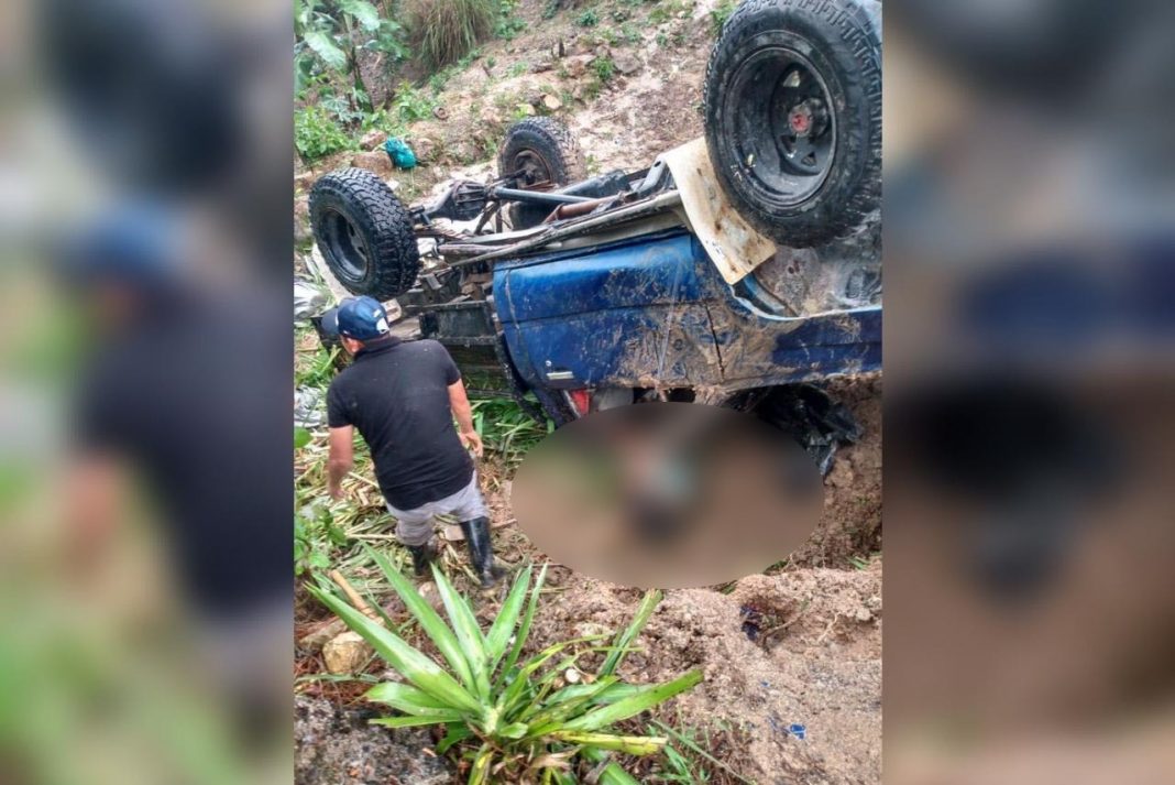 carro cae en barranco en Intibucá