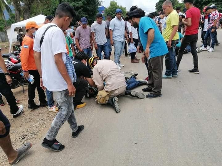 Carrera de motos en Yoro