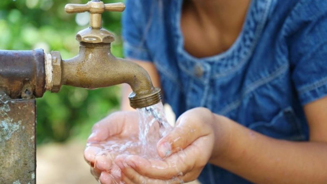 Agua cada cinco días