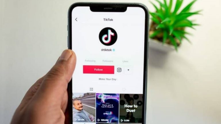 TikTok permite adelantar videos