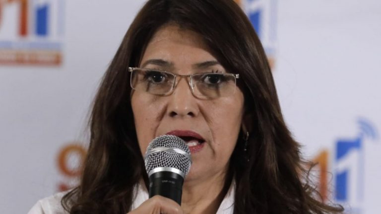 Salud plazas médicos