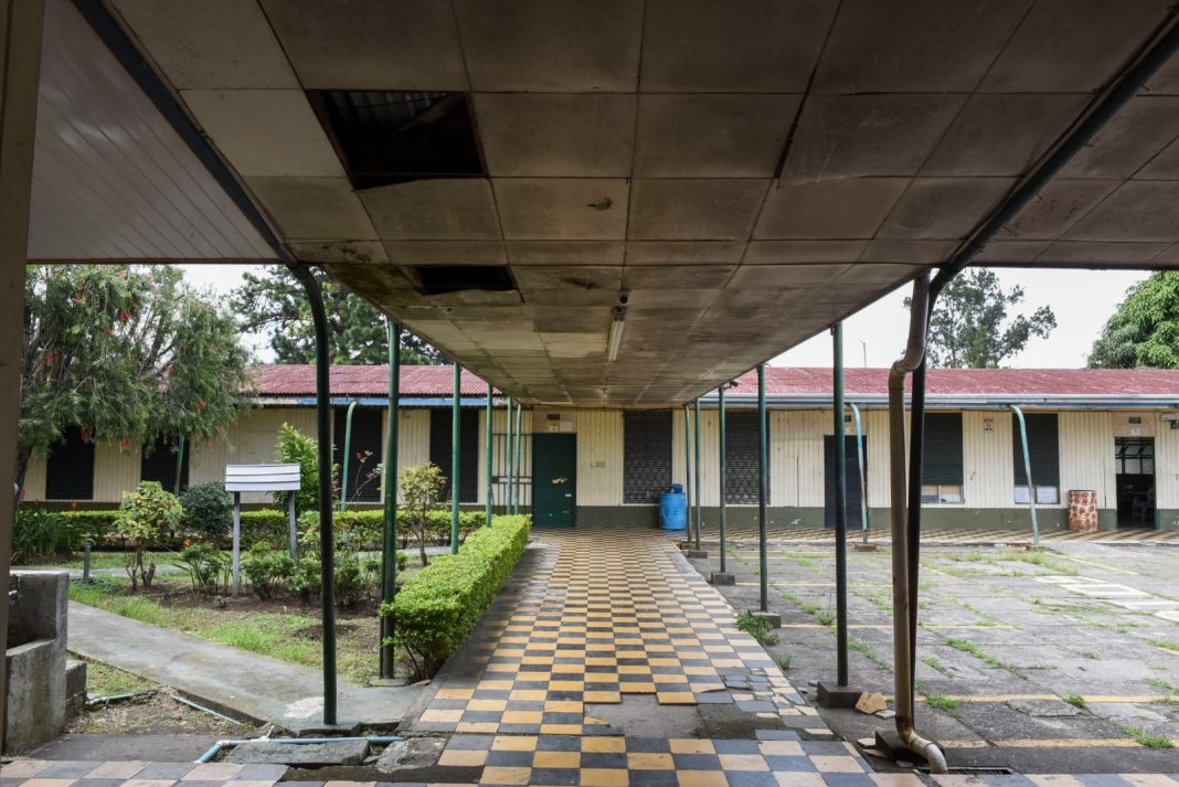 reparación centros educativos