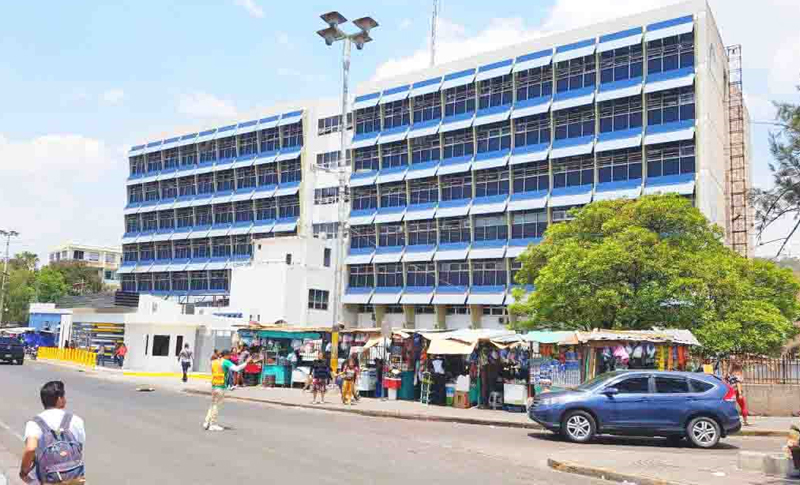 hallan feto en Hospital Escuela