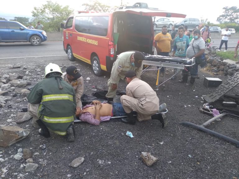 Fatal accidente en Yojoa deja tres heridos y una persona muerta