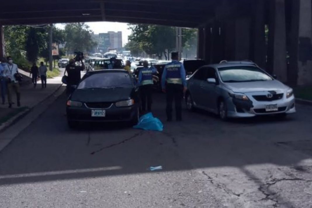 hombre suicida bulevar Fuerzas Armadas