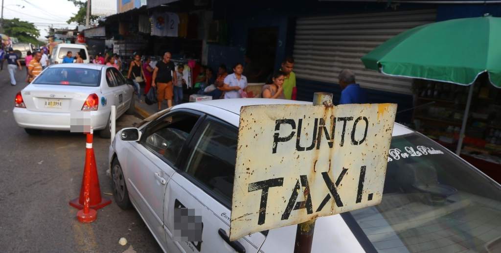 Condenan a taxista que extorsionaba