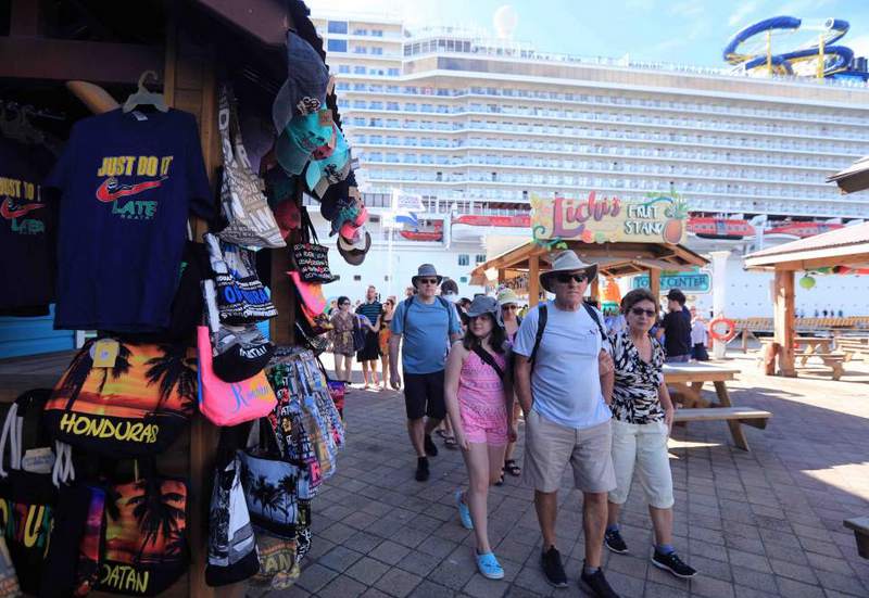 Turistas vienen a Honduras
