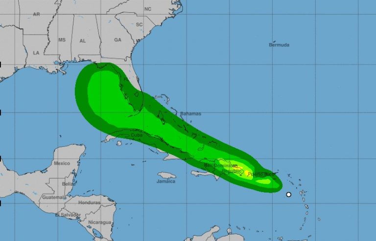 Ciclón tropical impactará islas del Caribe y se dirige a Florida