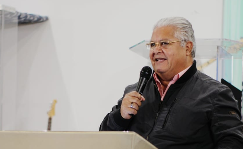El Pastor Mario Barahona, no creía en el COVID-19.