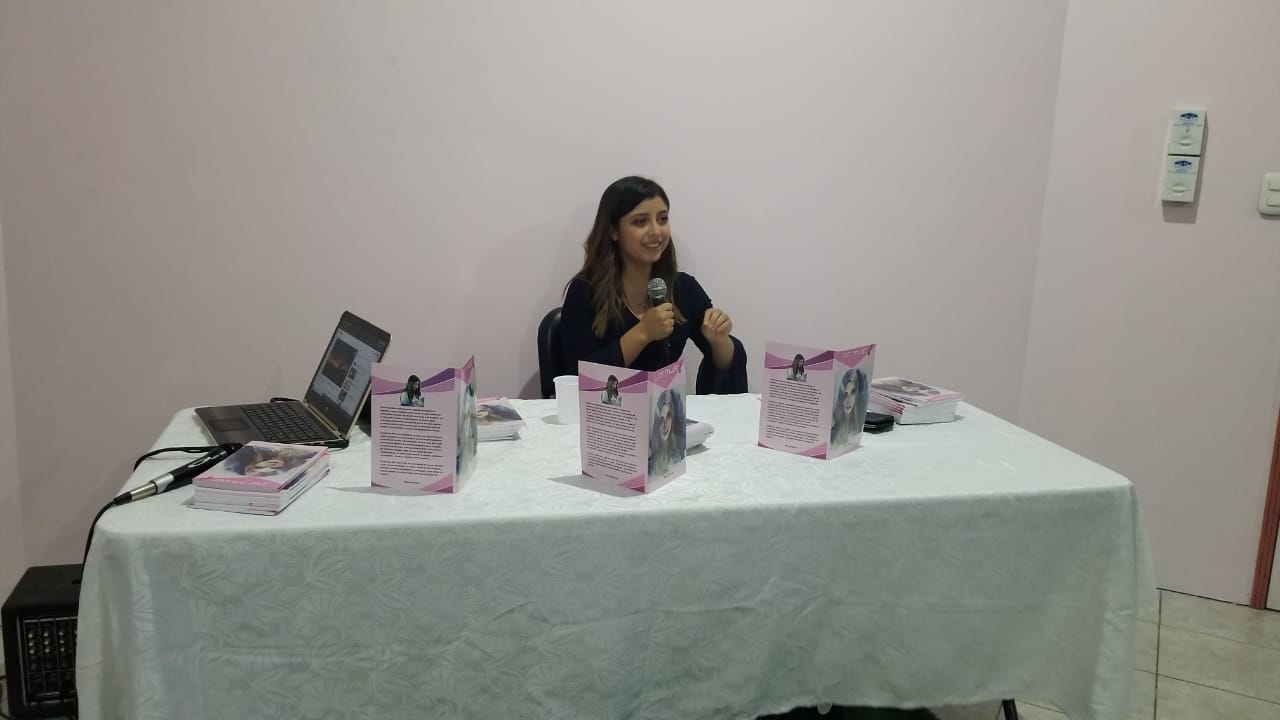La intención de Wendy es poder empoderar a niñas, jóvenes y mujeres adultas desde la literatura.