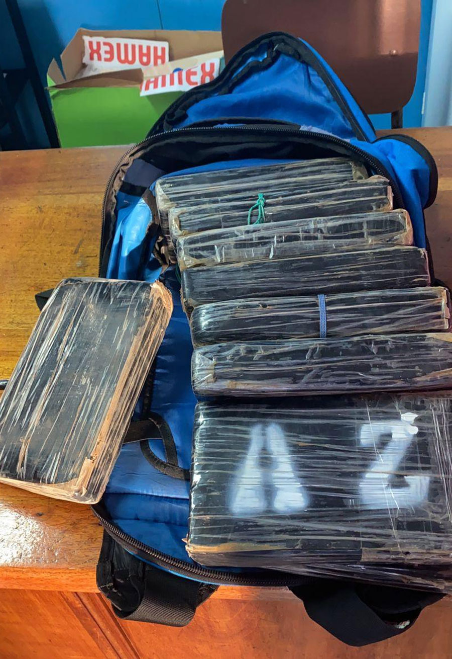 Se desconoce la identidad de los detenidos.