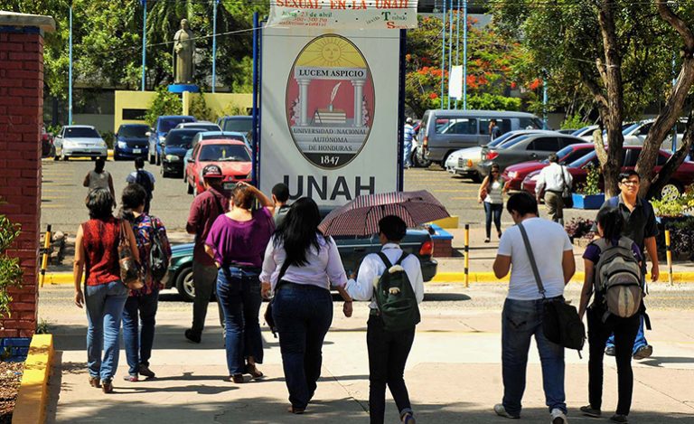 UNAH regreso a clases