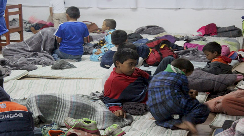 Como estos pequeños, miles de niños centroamericanos han sido abandonados en el trayecto de llegar a Estados Unidos.