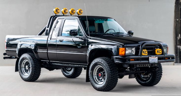 Toyota SR5