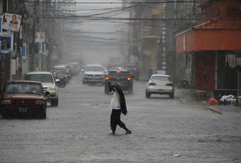 CLIMA DE HOY: lluvias por ingreso de humedad a Honduras