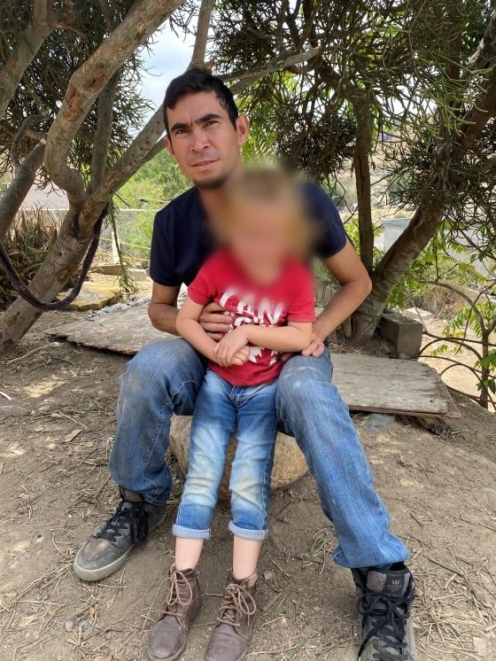 David y su hija se encuentran en el albergue Iglesia Embajadores de Jesús en Tijuana, Baja California.