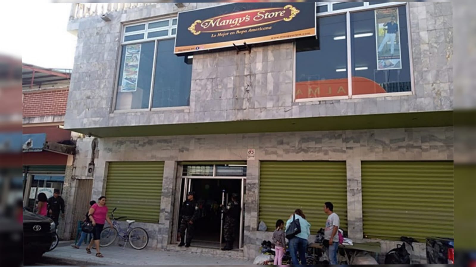 Mangy’s Store