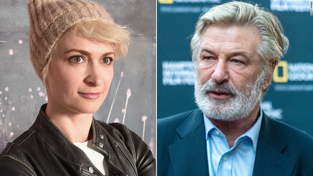 Baldwin dispara a directora