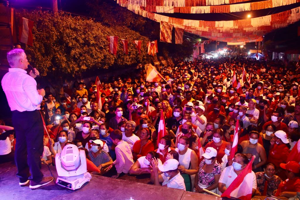 Yani cierra campaña Valle