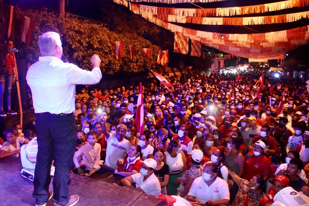 Yani promete bono campaña