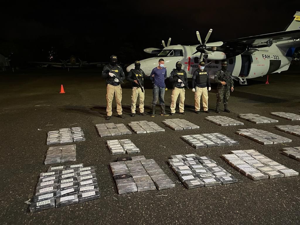 decomisan droga Cocaína narcoavioneta