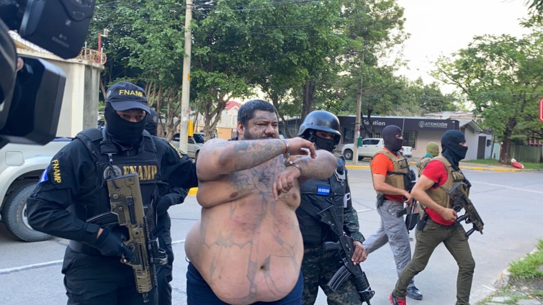 a la cárcel mandan al apocalipsis