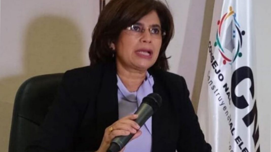 Rixi Moncada escrutinio público