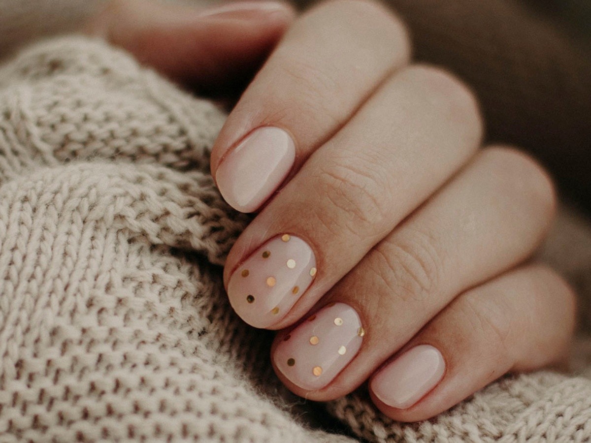 Uñas minimalistas 