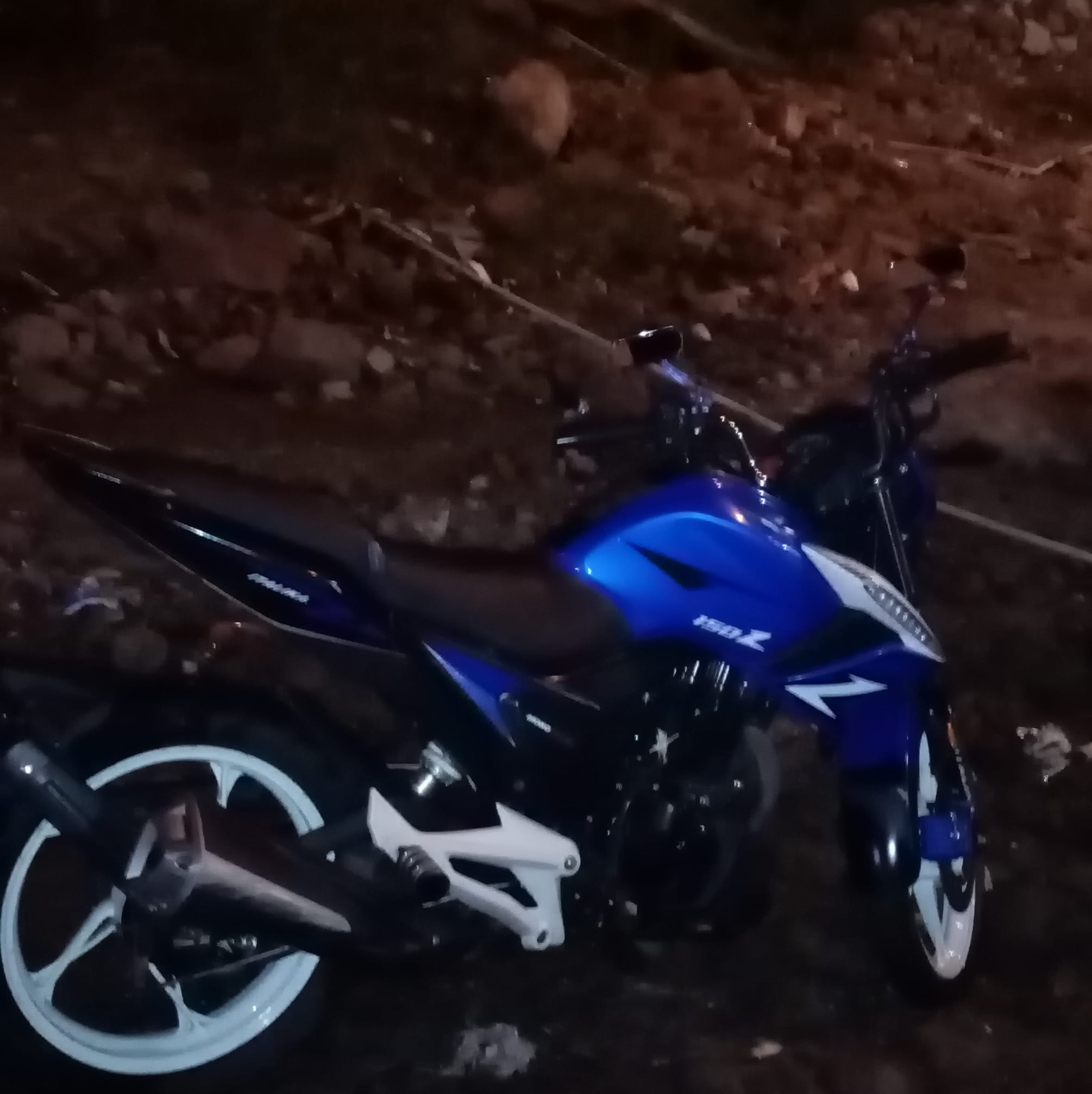 Esta es la motocicleta en la que se conducía el joven.