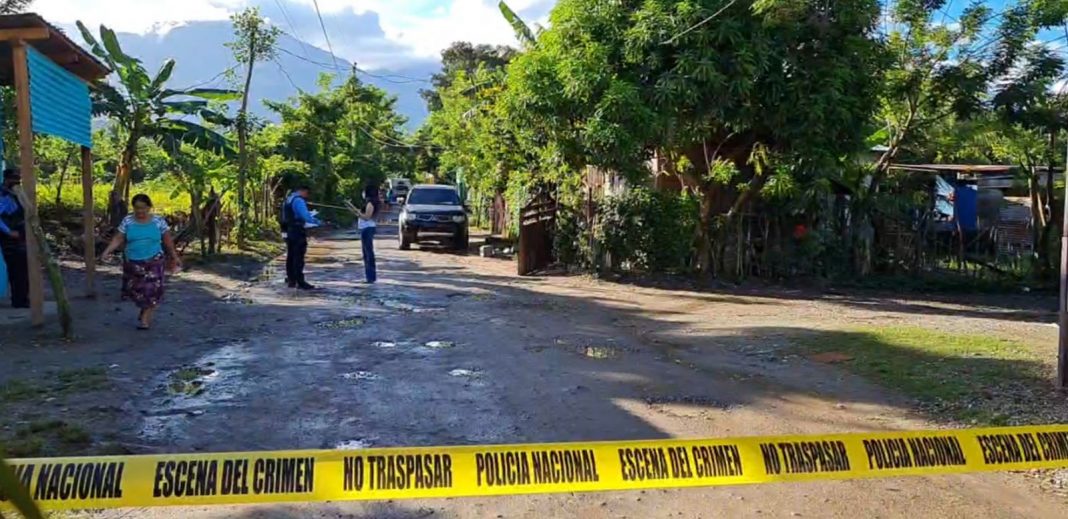 Mujer muerta La Ceiba