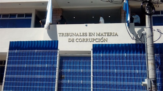 Tribunal 