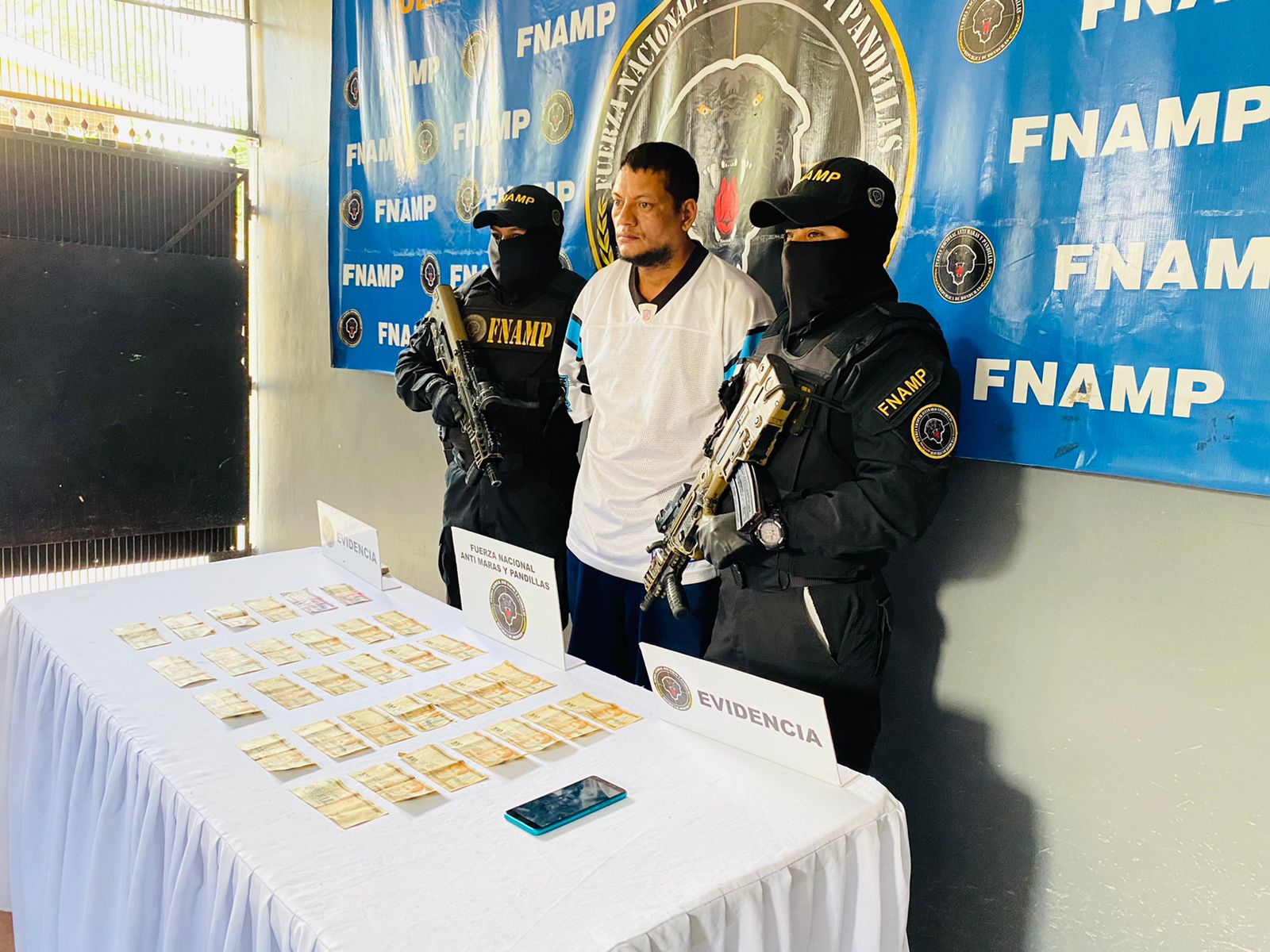 Presentación del detenido.
