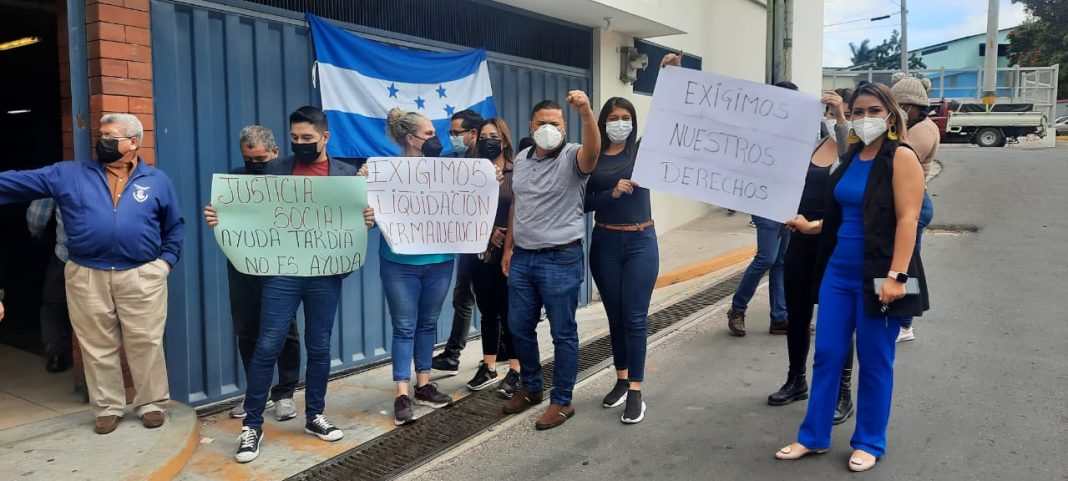 Empleados de TNH protesta