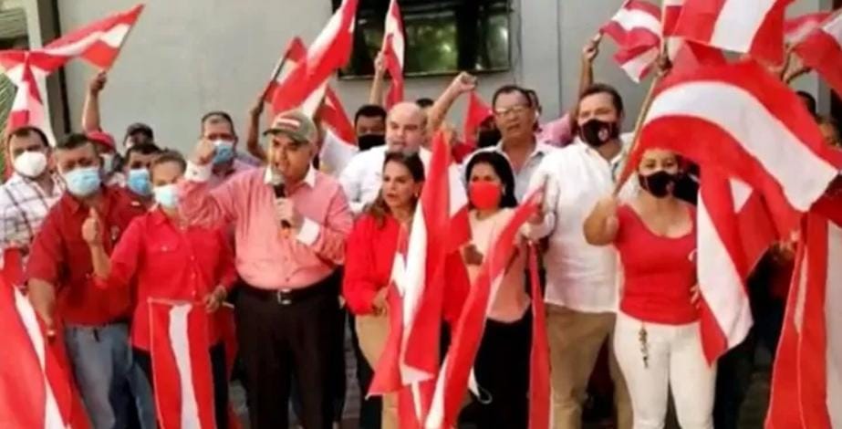 Alexander López gana alcaldía