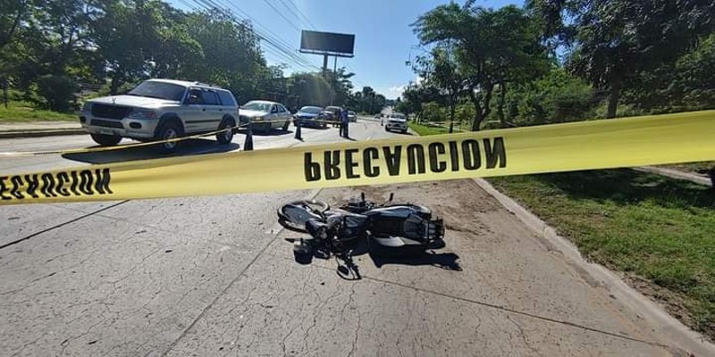 muere motociclista en bulevar del Sur