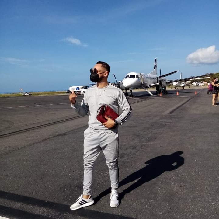amigo de Norman Estrada