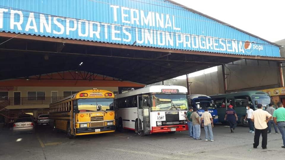 Los transportistas piden que la seguridad aumente.