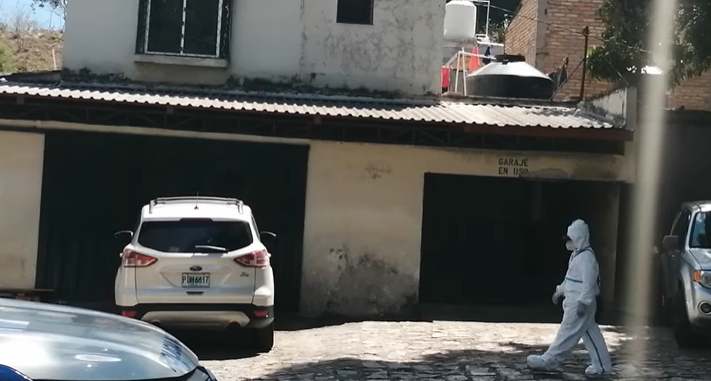 ultiman a profesor en la Kennedy