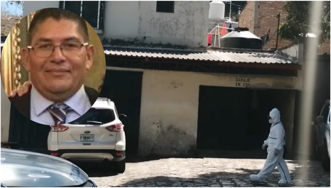ultiman a profesor en la Kennedy