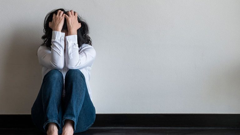 Cómo calmar o controlar un ataque de ansiedad