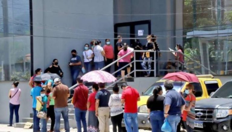 Denuncian venta de cupos en RNP de SPS