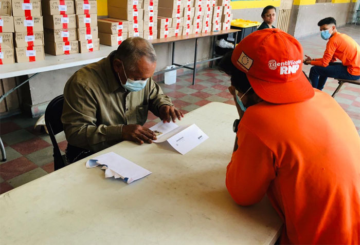 Entrega DNI registros municipales