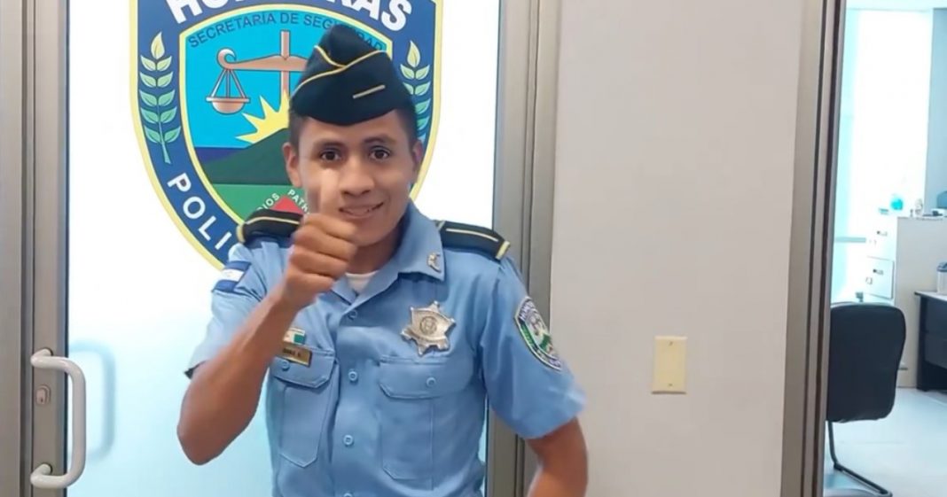Influencer hondureño policía por un día