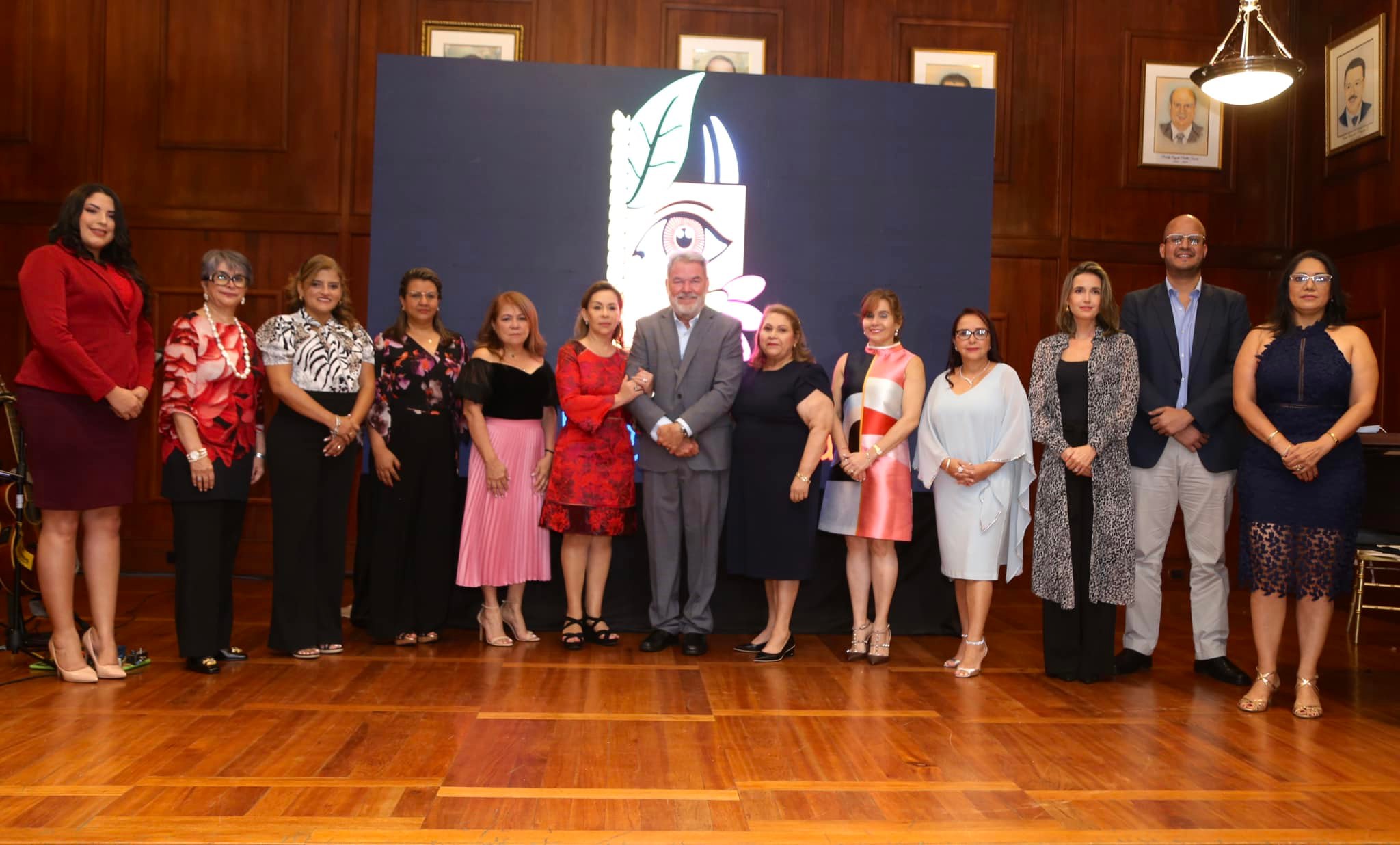 Presentación de la nueva junta directiva del museo.