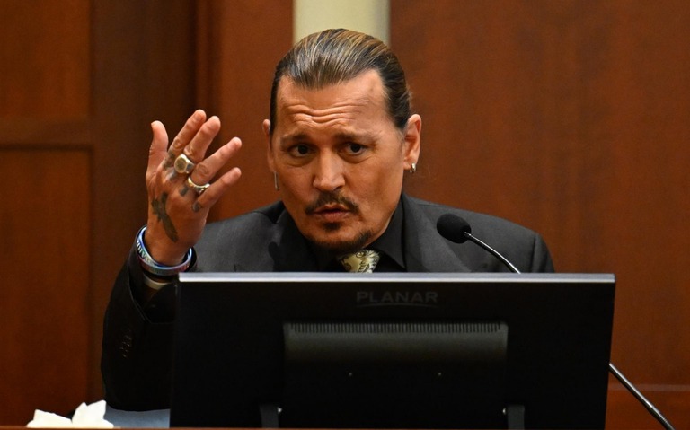 Johnny Depp declara contra Amber Heard