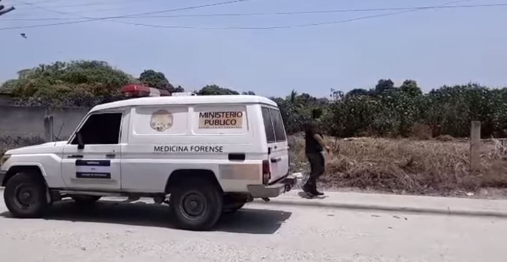 Medicina forense trasladó el cuerpo a la Morgue Judicial de San Pedro Sula.