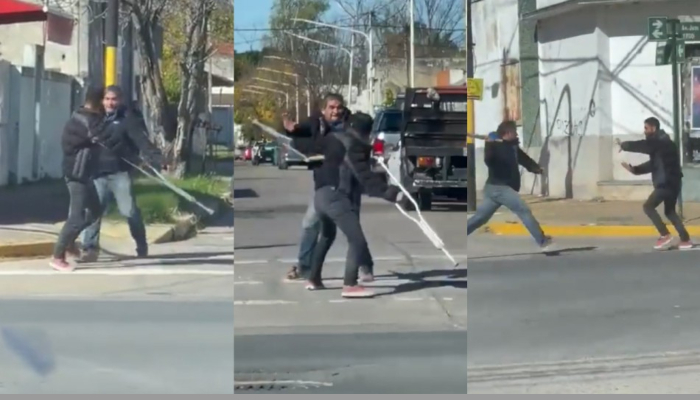 Un motociclistas encaró a un joven que en muletas pedía dinero, pero salió corriendo.
