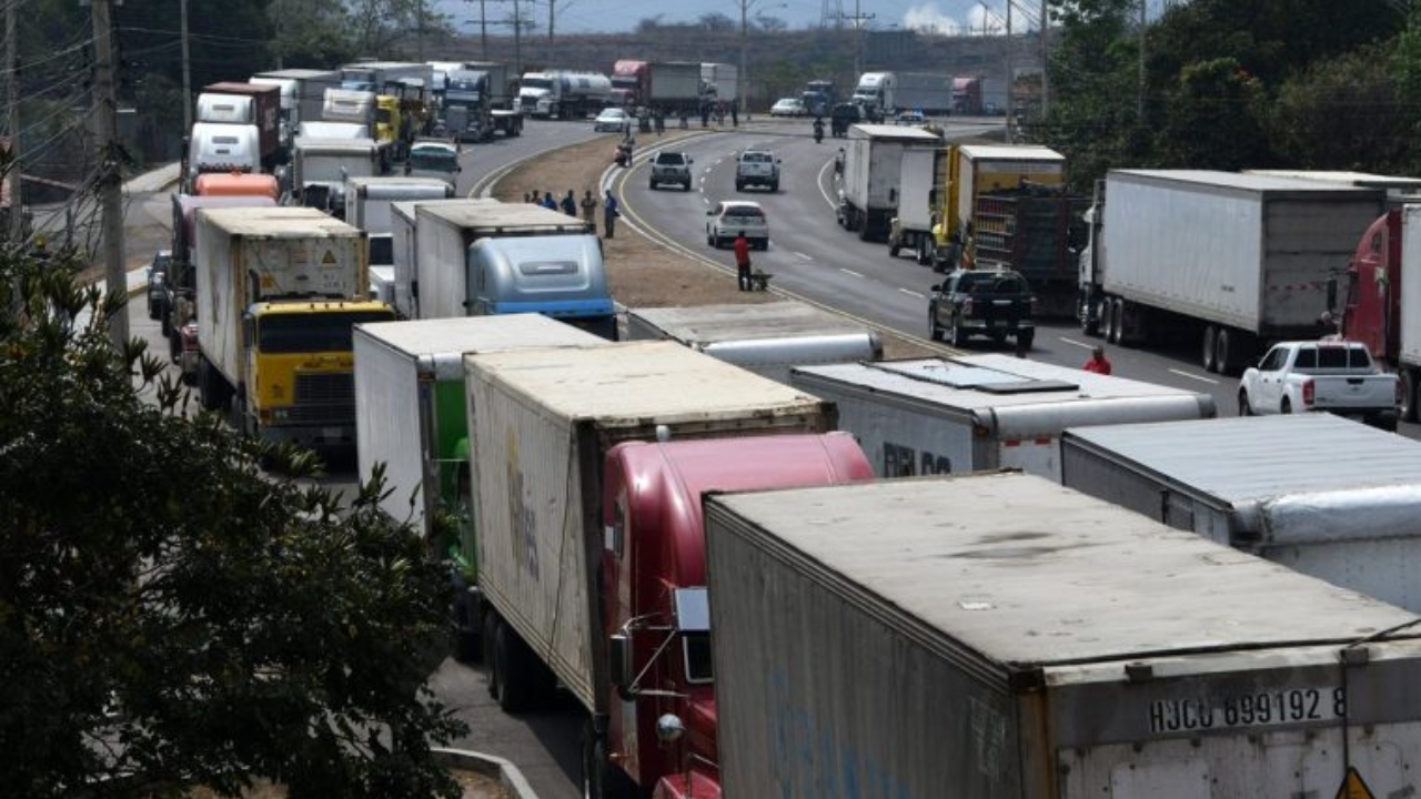 transporte pesado amenaza con paro