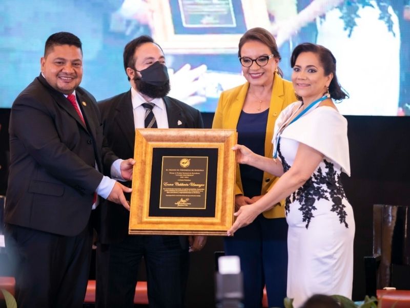 Premio Álvaro Contreras